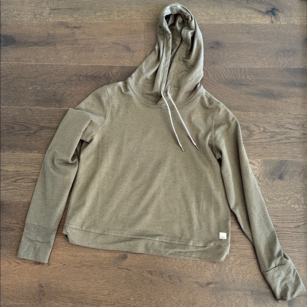 Vuori Halo Essential Hoodie